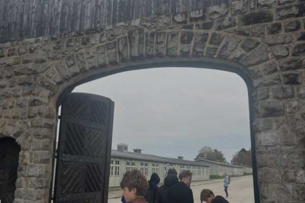 670327112_18108588866494827_8014086749150178636_n